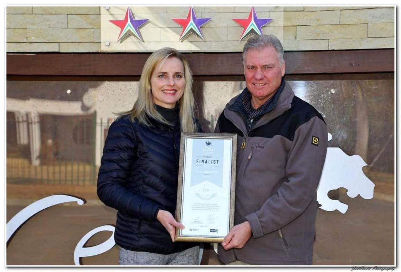 Celtis Country Lodge & Restaurant Middelburg  Экстерьер фото